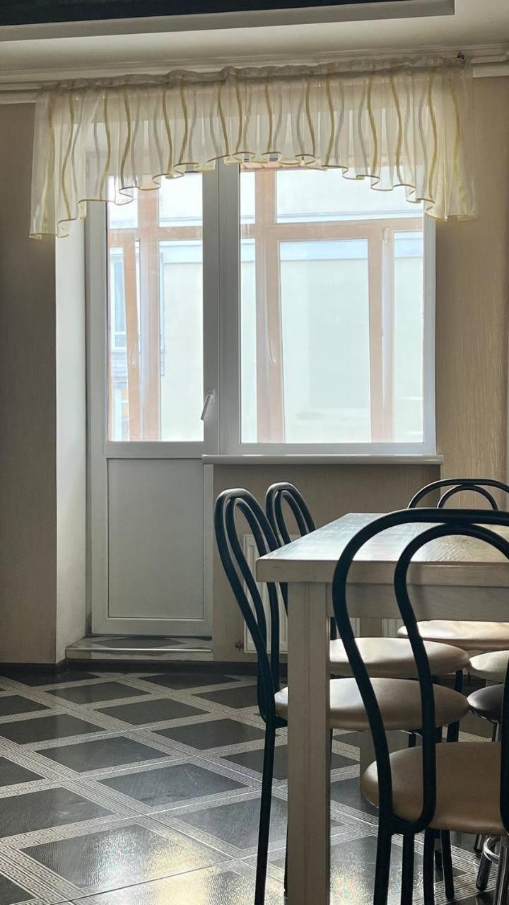 Chernigov City Apartments Na Peremohy Luaran gambar