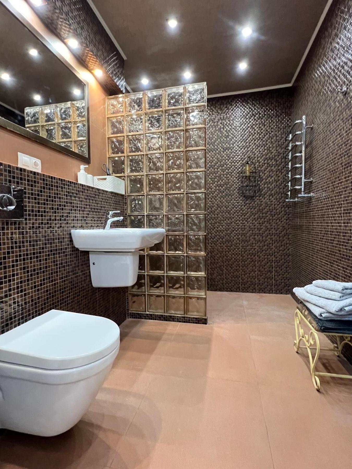 Chernigov City Apartments Na Peremohy Luaran gambar